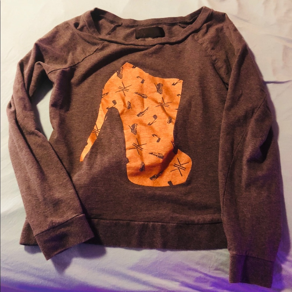 Fashion sweatshirt- super cute